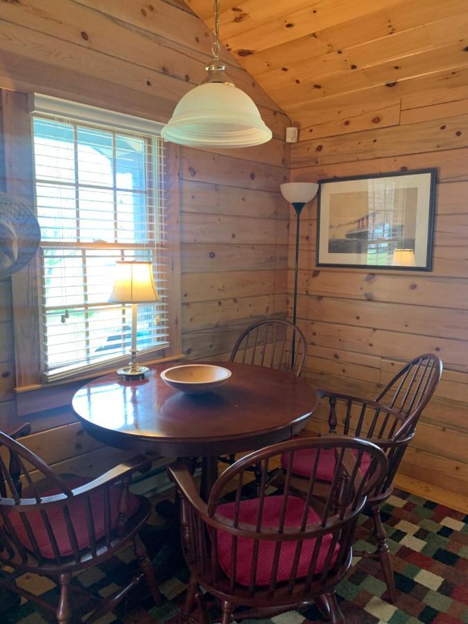 Beach Cottage Inn Линкольнвилл Экстерьер фото
