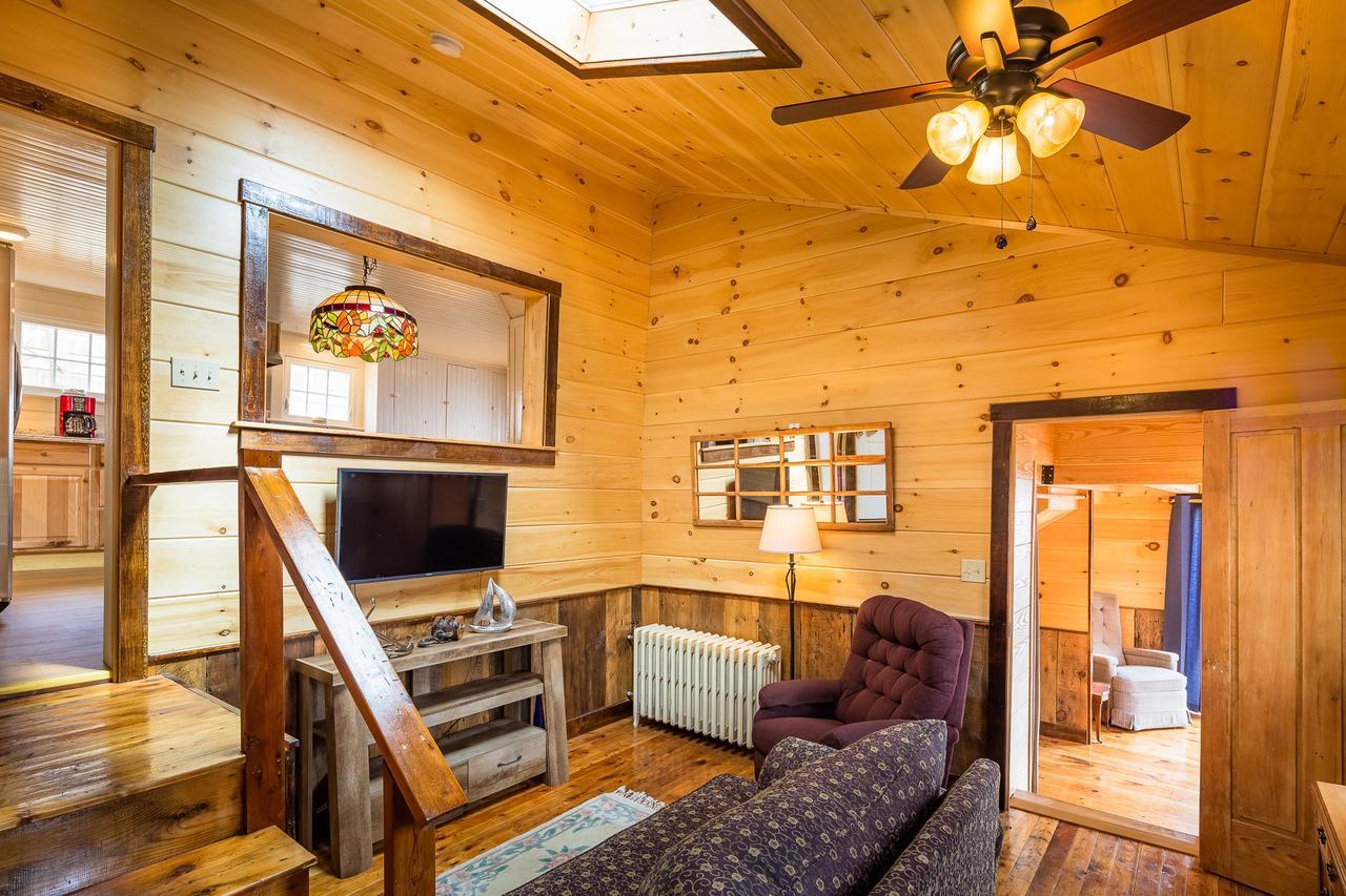Beach Cottage Inn Линкольнвилл Экстерьер фото