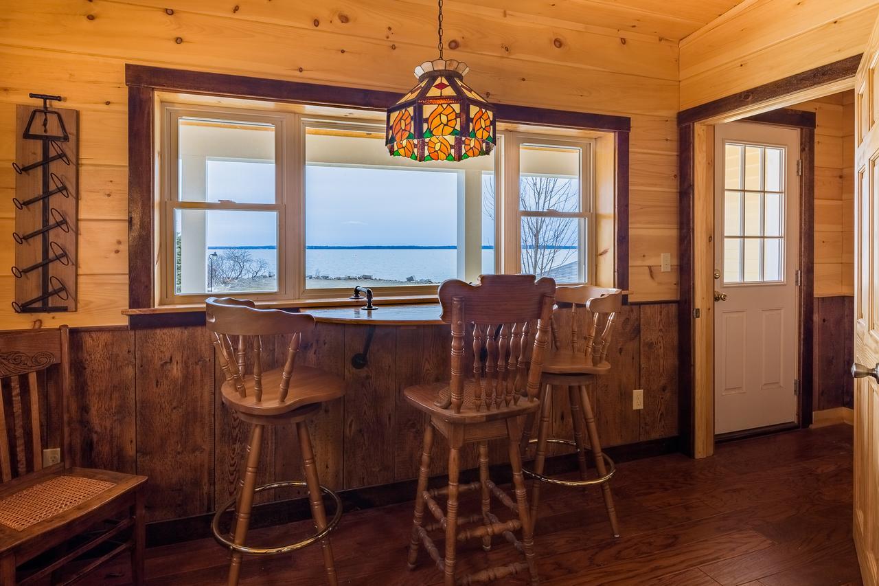 Beach Cottage Inn Линкольнвилл Экстерьер фото